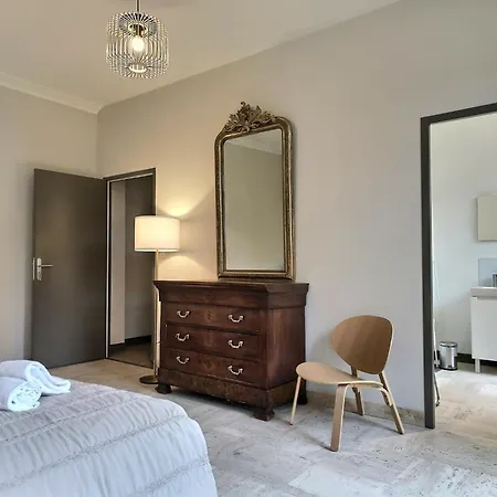 Le Cote Cour - Fibre - Clim - Centre-ville Апартаменты *